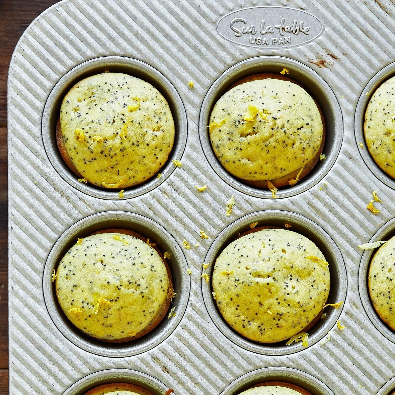 image:imageSur La Table Platinum Pro Bakeware Set of 6 Gray