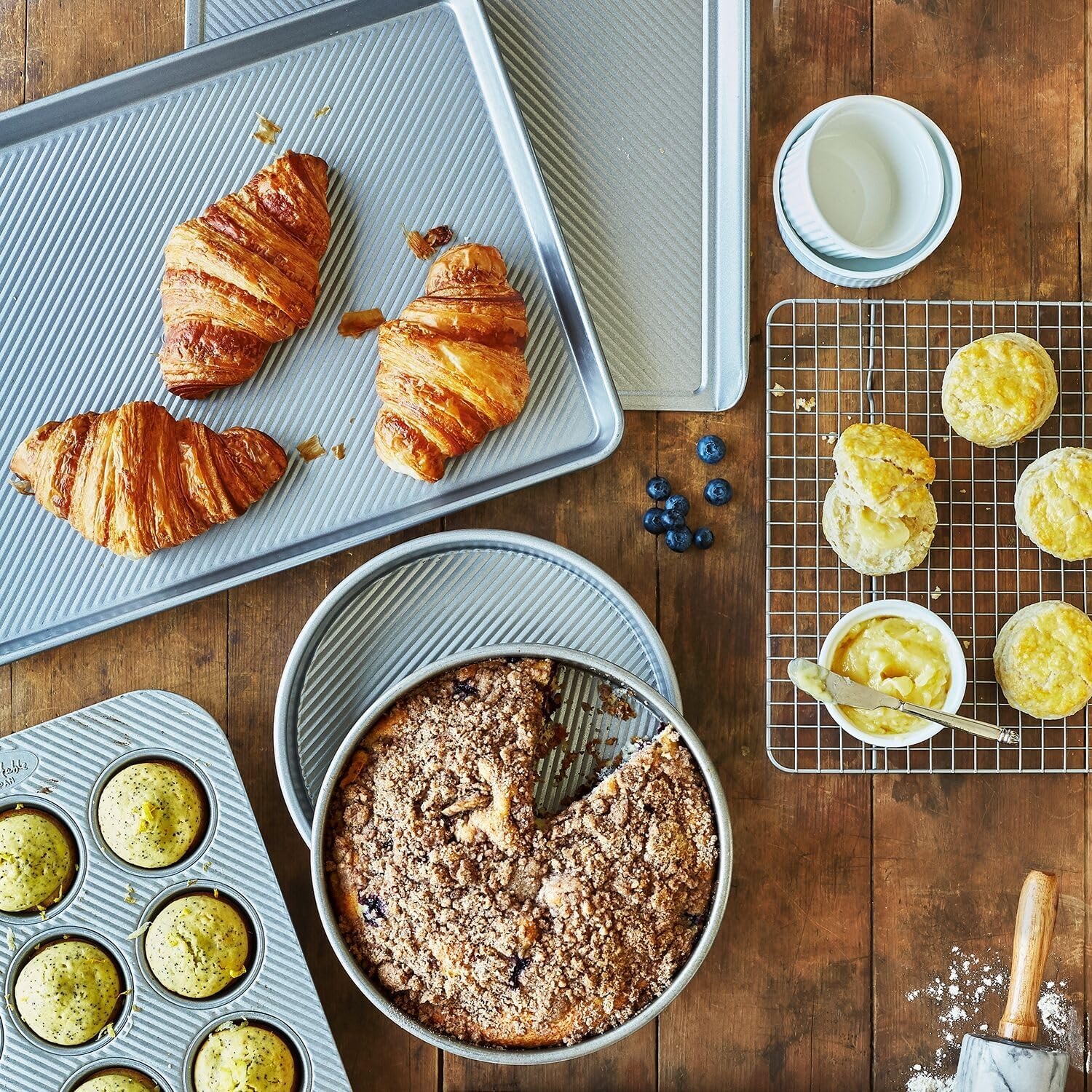 image:imageSur La Table Platinum Pro Bakeware Set of 6 Gray