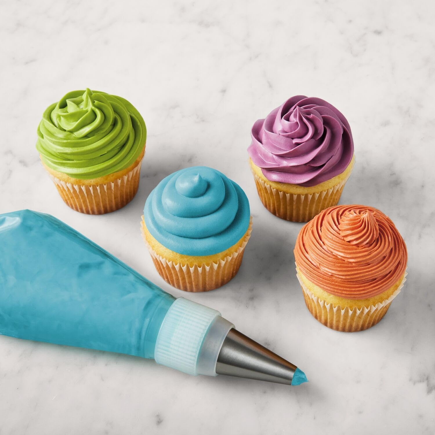 image:imageSur La Table 15Piece Cupcake Decorating Set Clear