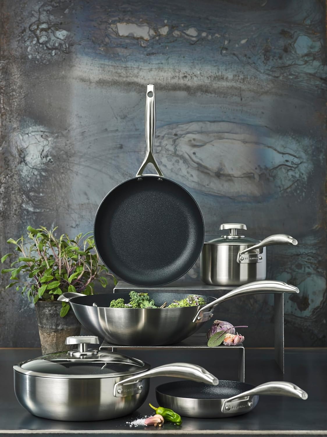 image:imageScanpan CS Deep Saut Pan with Lid 4 qt Silver