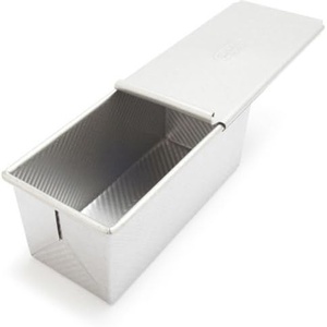 image:imageSur La Table Platinum Professional Pullman Loaf Pan with Lid Aluminized Steel Covered Pan for Square Sandwich Bread and Pain de Mie 9 in x 4 in x 4 in