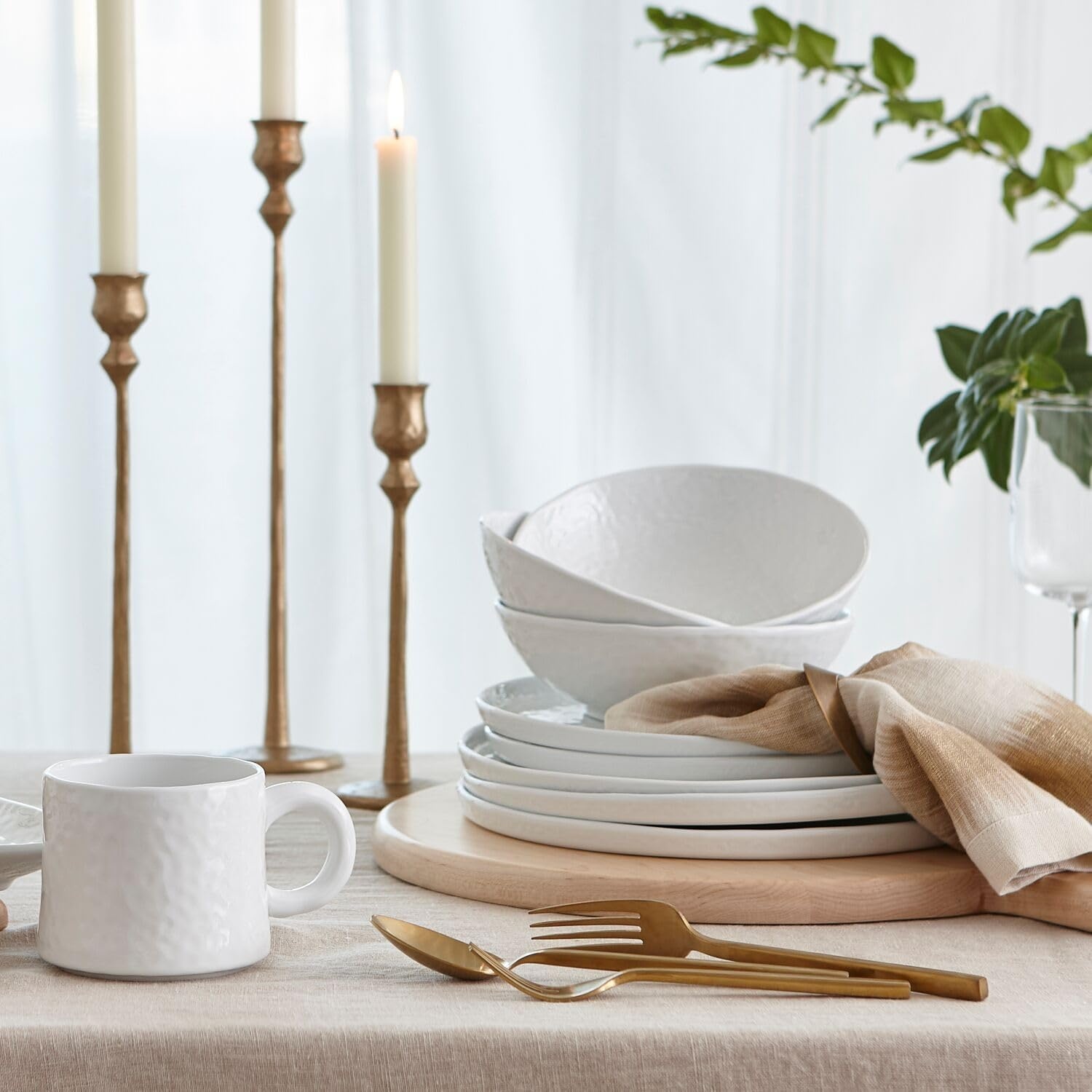 image:imageSur La Table Coupe Salad Plate White