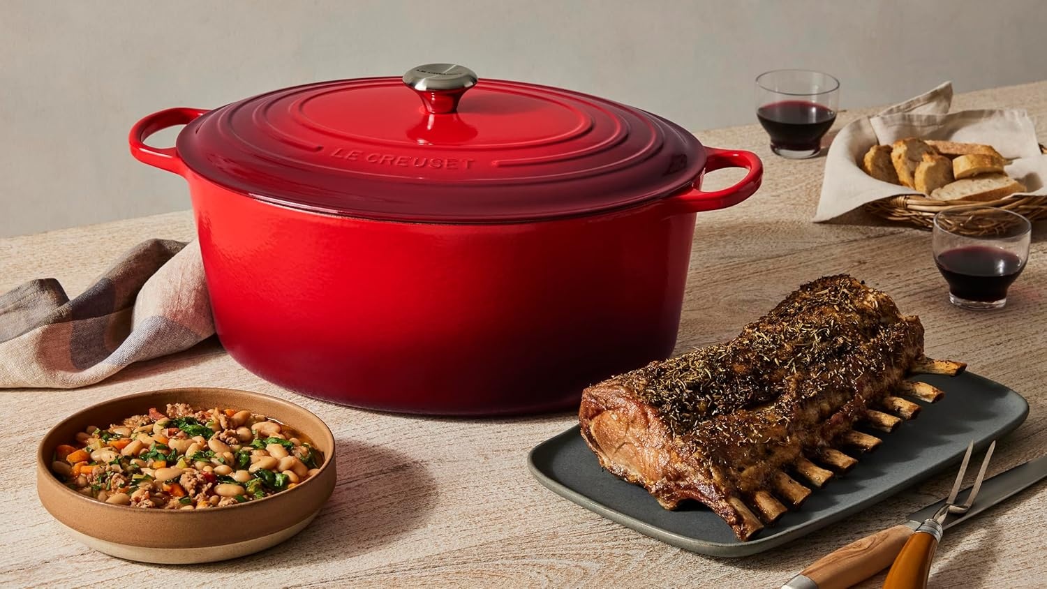 image:imageLe Creuset Enameled Cast Iron Signature Oval Dutch Oven 8 qt WhiteArtichaut