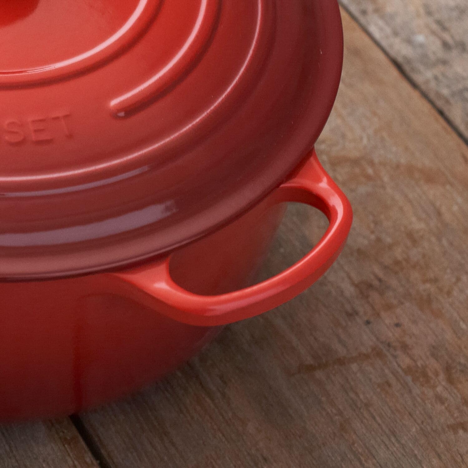 image:imageLe Creuset Enameled Cast Iron Signature Round Dutch Oven 1325 qt CeriseCerise