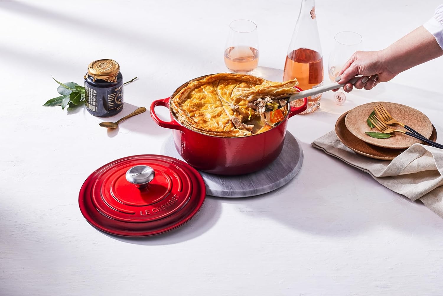 image:imageLe Creuset Enameled Cast Iron Signature Round Dutch Oven 725 qt ArtichautCerise
