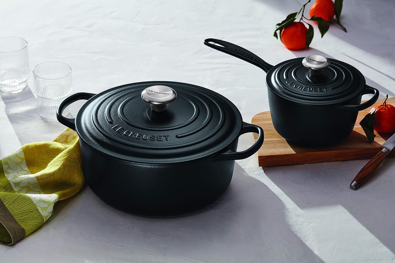 image:imageLe Creuset Enameled Cast Iron Signature Round Dutch Oven 725 qt ArtichautLicorice