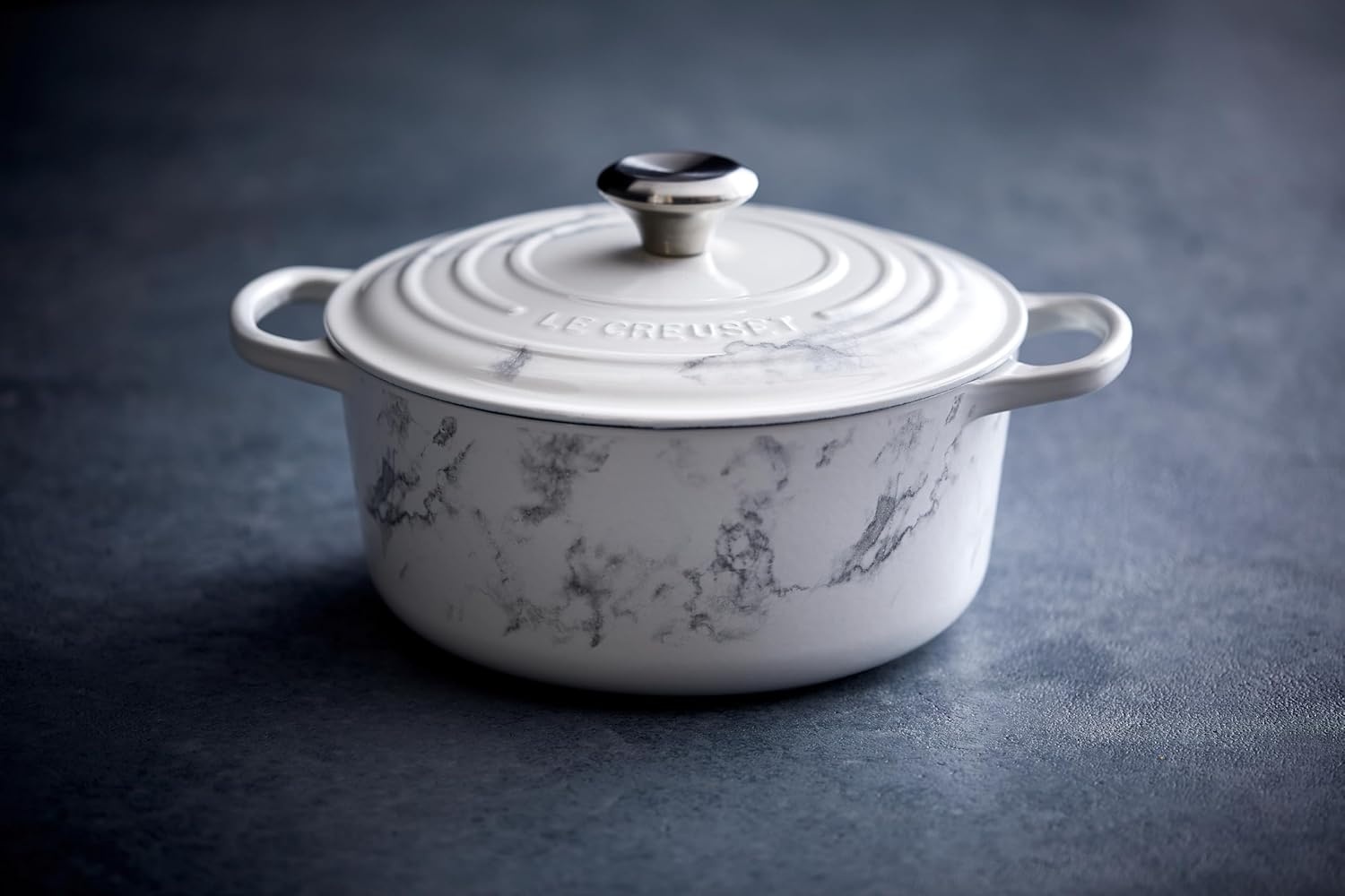 image:imageLe Creuset Enameled Cast Iron Signature Round Dutch Oven 725 qt ArtichautMarble