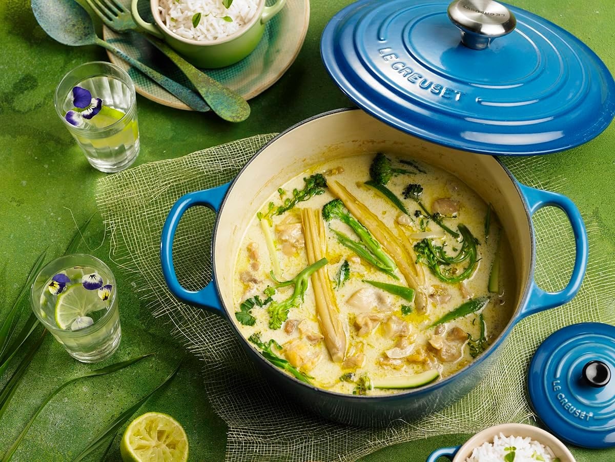 image:imageLe Creuset Enameled Cast Iron Signature Round Dutch Oven 725 qt ArtichautMarseille
