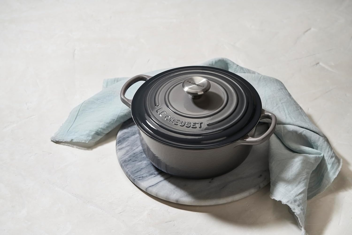 image:imageLe Creuset Enameled Cast Iron Signature Round Dutch Oven 725 qt ArtichautOyster