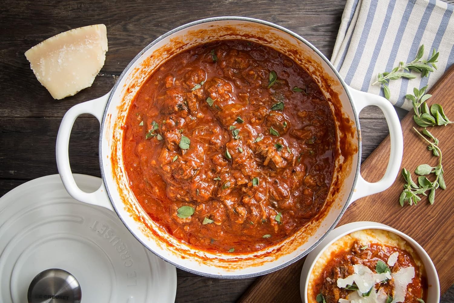 image:imageLe Creuset Enameled Cast Iron Signature Round Dutch Oven 725 qt ArtichautWhite