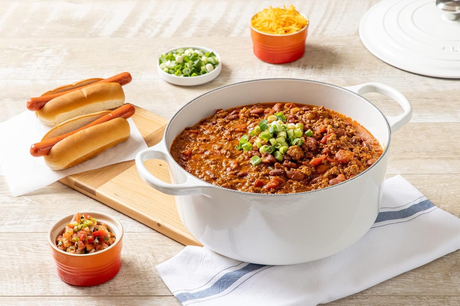 image:imageLe Creuset Enameled Cast Iron Signature Round Dutch Oven 725 qt ArtichautWhite